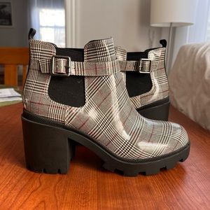 Chunky plaid booties